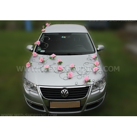 Blumenschmuck Hochzeitsauto schwarz Rattan Pink Rosen