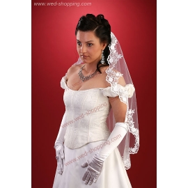 Schleier mit besticktem Chiffonband