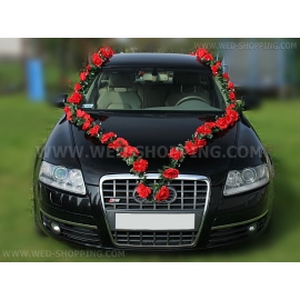 Hochzeitsauto Girlande roter Rosen