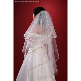 Gesäumter Brautschleier mit einem 110cm Jabot