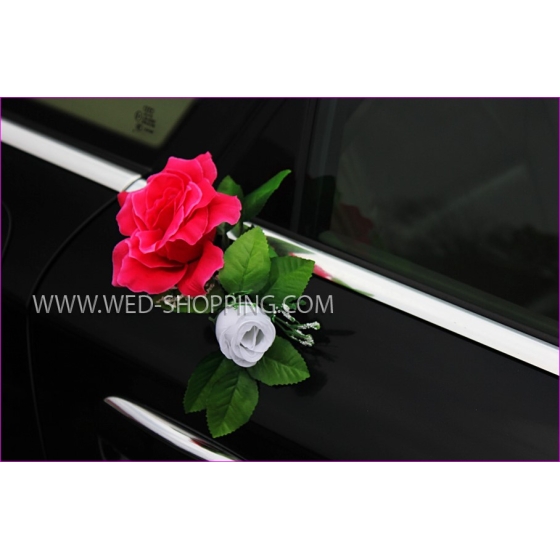 Blumenschmuck für Hochzeitsauto