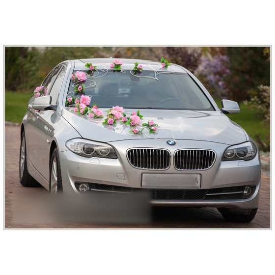 Dekoration für Hochzeitsauto rosa Rosen mit Rattan - Autodeko