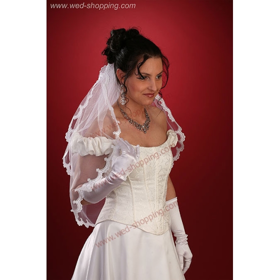 Brautschleier mit Spitze